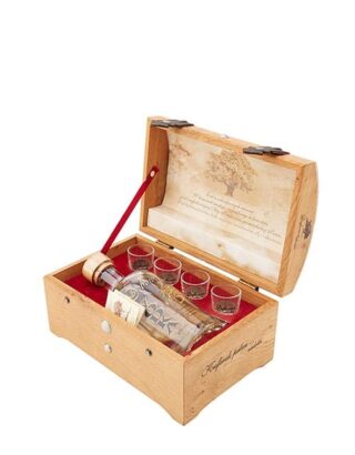 Debowa Oak Vodka Gift Set 70cl