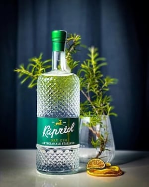 Online liquor store